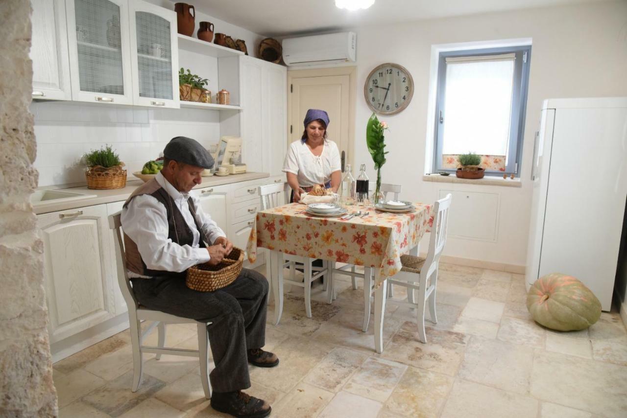 Trulli Occhi Di Pietra Apartment Алберобело Екстериор снимка