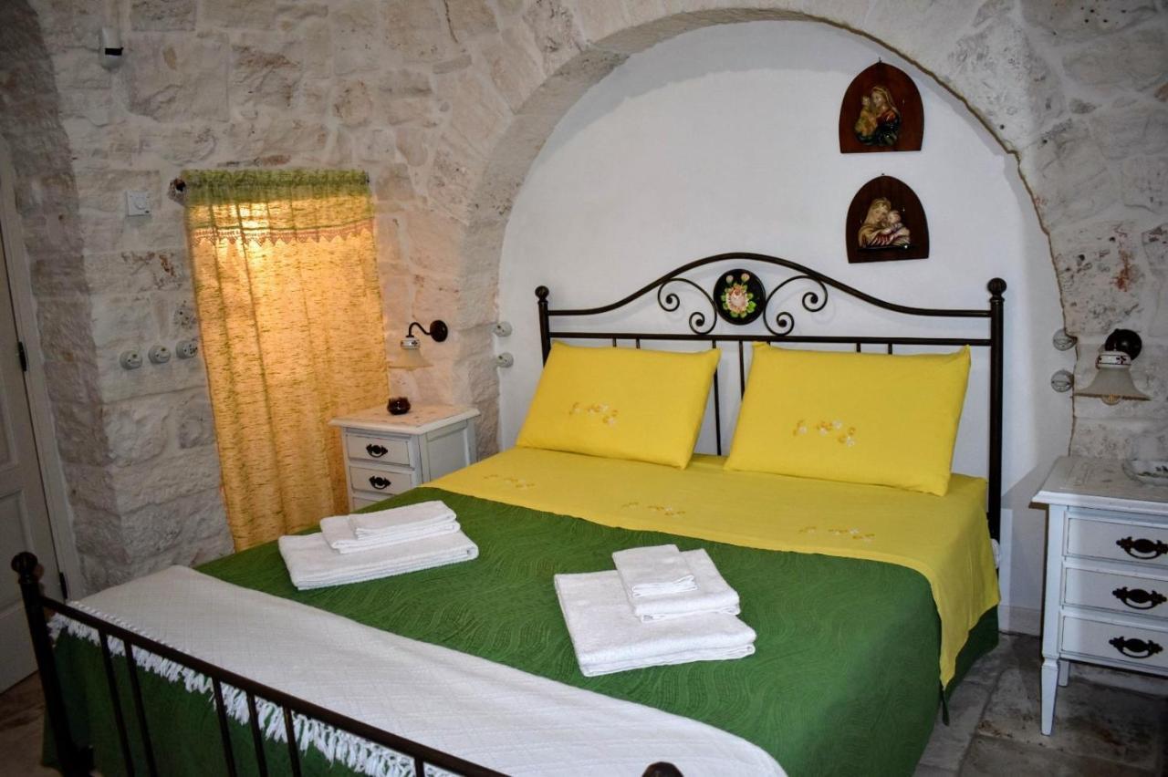 Trulli Occhi Di Pietra Apartment Алберобело Екстериор снимка