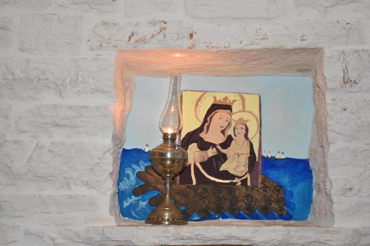Trulli Occhi Di Pietra Apartment Алберобело Екстериор снимка